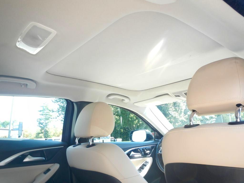 Infiniti QX30 Luxury AWD 2018