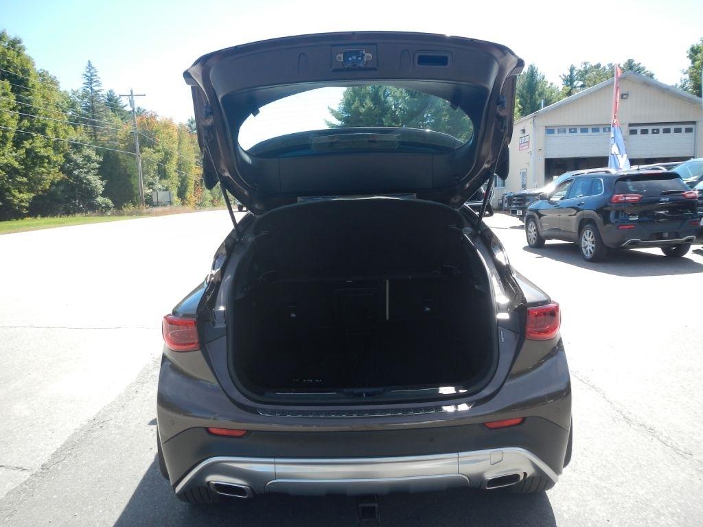 Infiniti QX30 Luxury AWD 2018