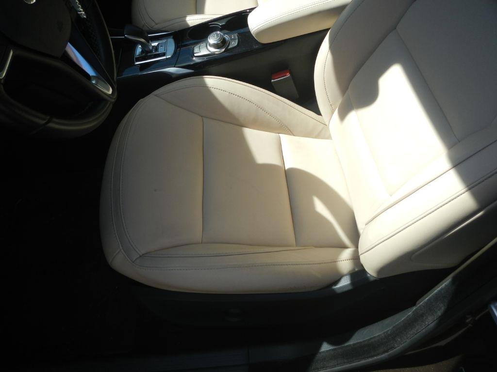 Infiniti QX30 Luxury AWD 2018