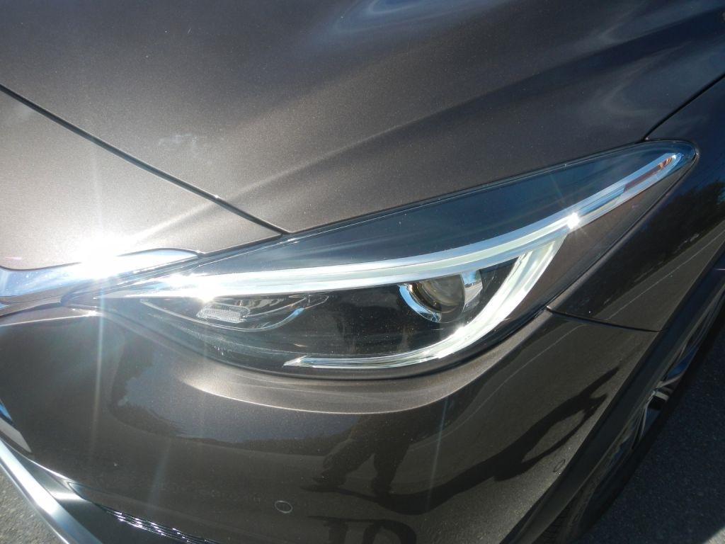 Infiniti QX30 Luxury AWD 2018