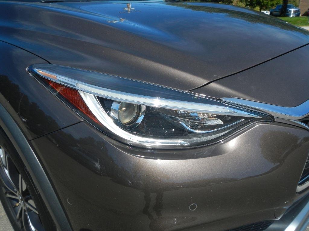 Infiniti QX30 Luxury AWD 2018