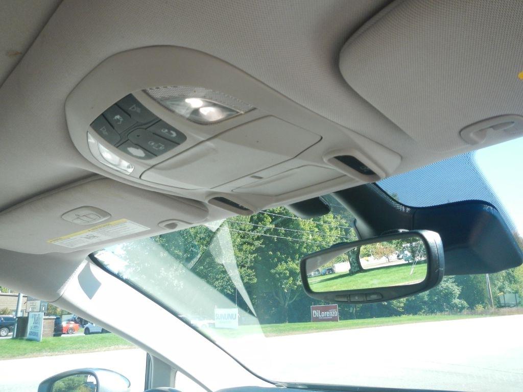 Chrysler Pacifica Limited 2017