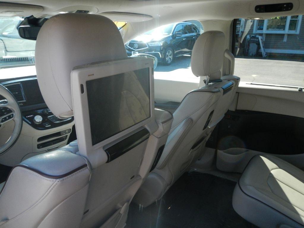 Chrysler Pacifica Limited 2017