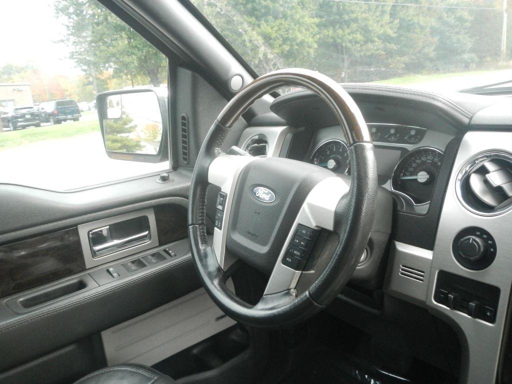 Ford F-150 Platinum SuperCrew 4WD 2013