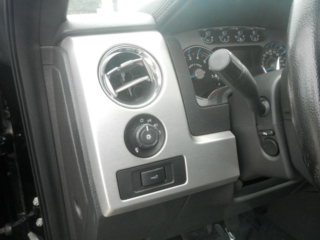 Ford F-150 Platinum SuperCrew 4WD 2013