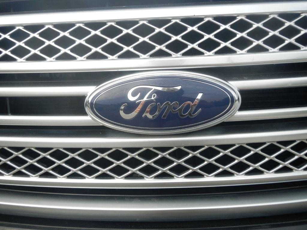Ford F-150 Platinum SuperCrew 4WD 2013