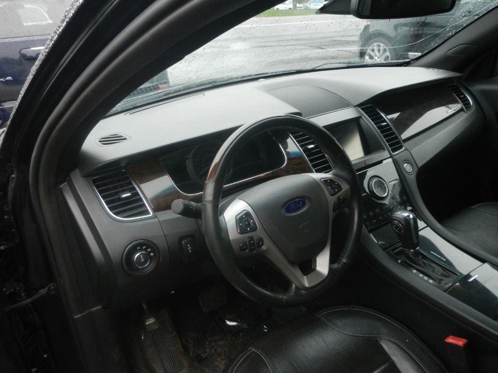 Ford Taurus Limited AWD 2013