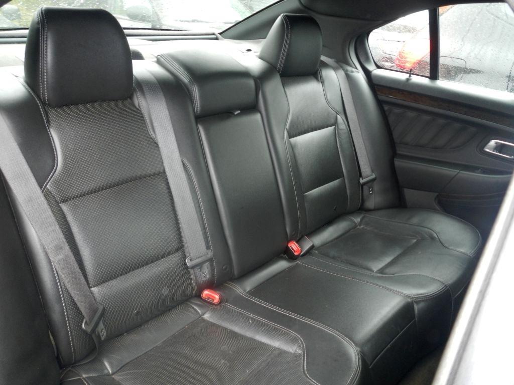 Ford Taurus Limited AWD 2013