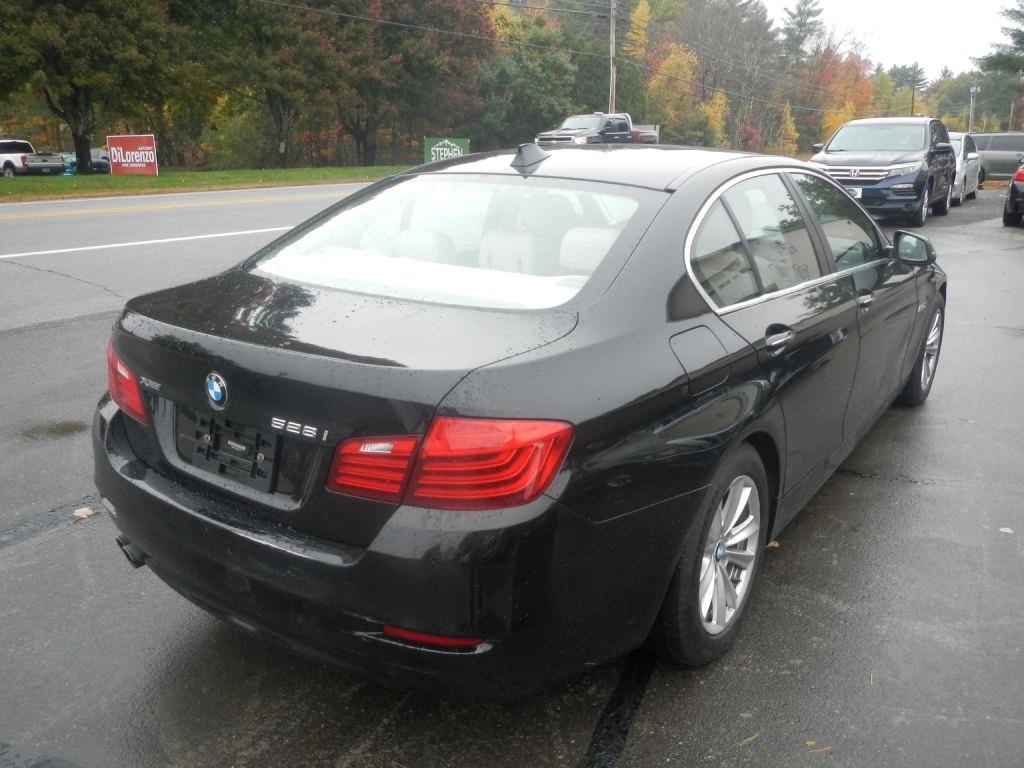 BMW 5-Series 528i xDrive 2014