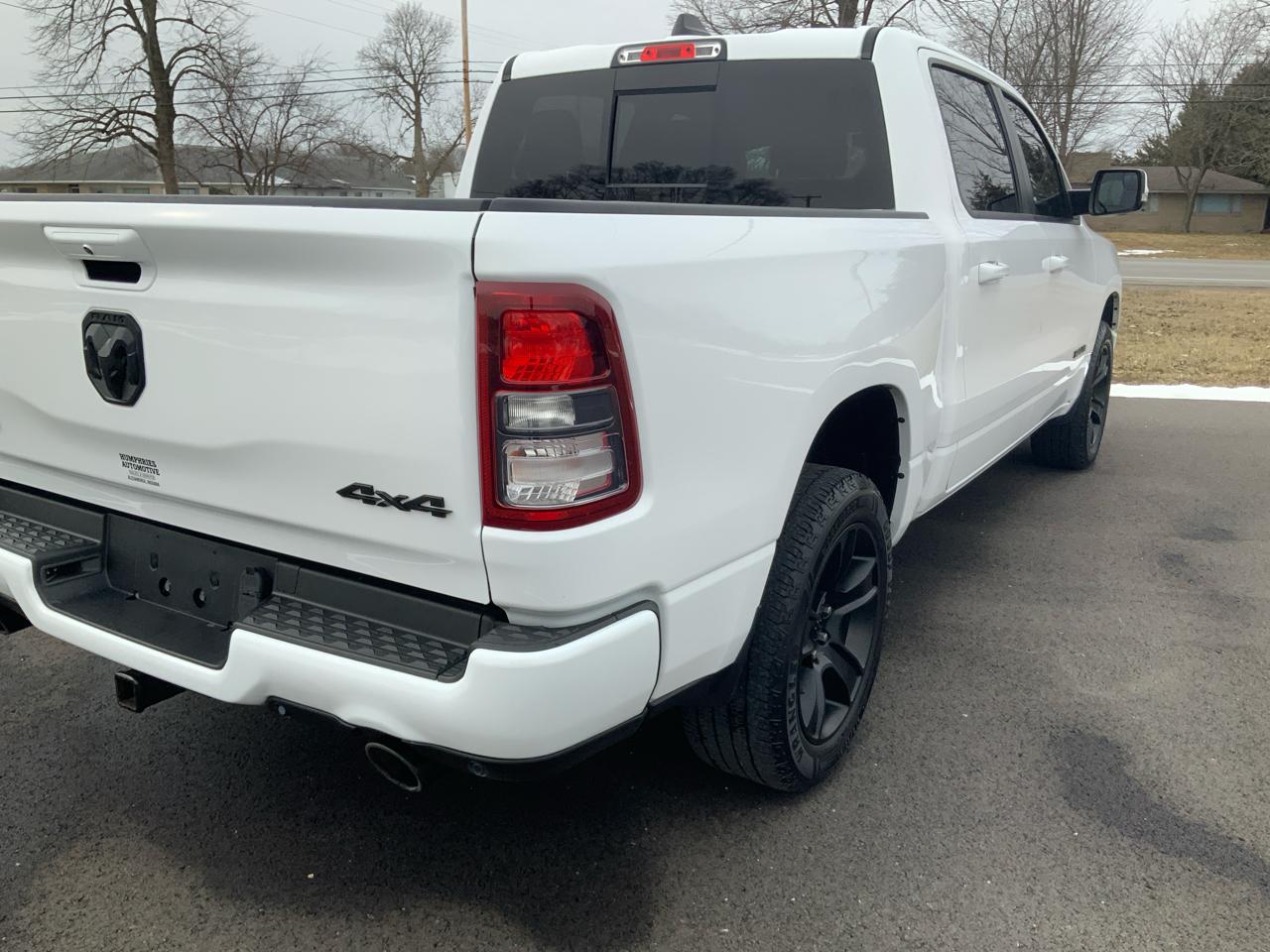 RAM 1500 Big Horn Crew Cab SWB 4WD 2020