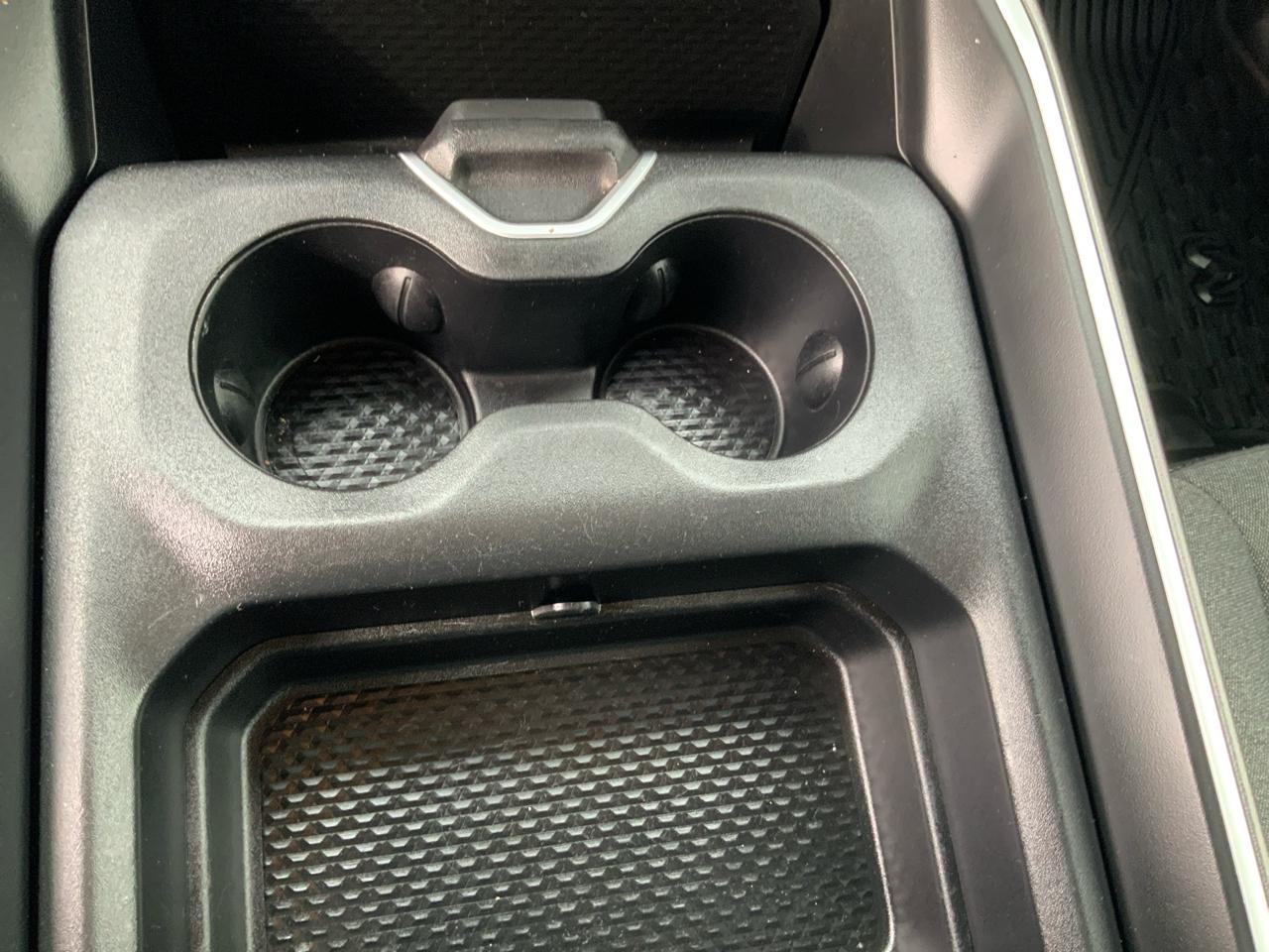 RAM 1500 Big Horn Crew Cab SWB 4WD 2020