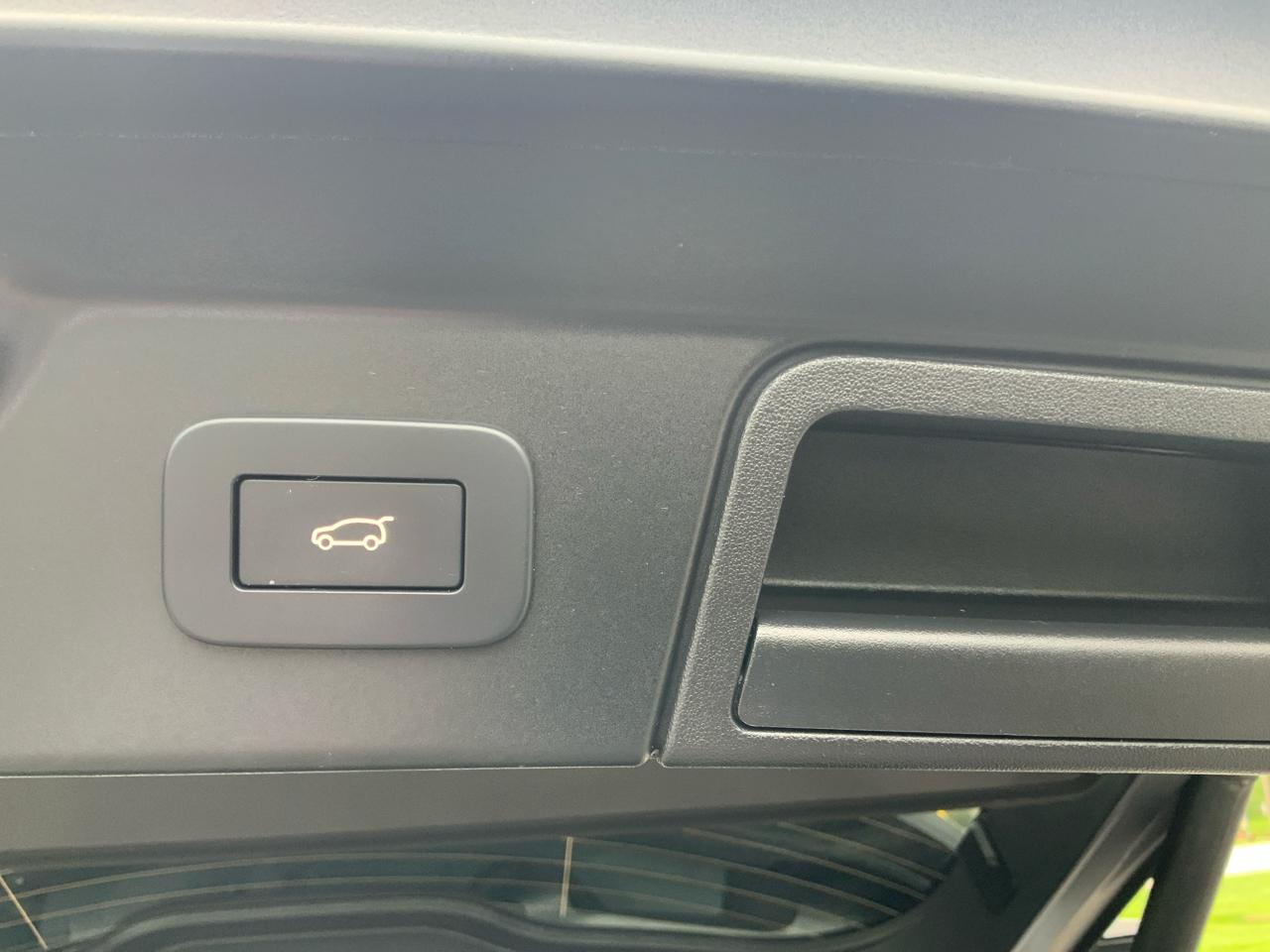 2025 Land Rover Range Rover Velar Dynamic SE - Photo 28