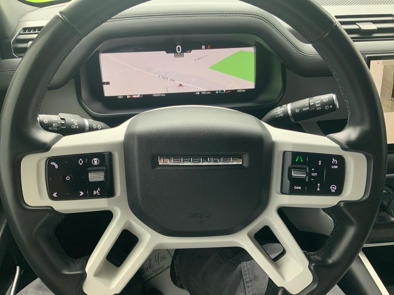 Land Rover Defender P300 110 S 2025