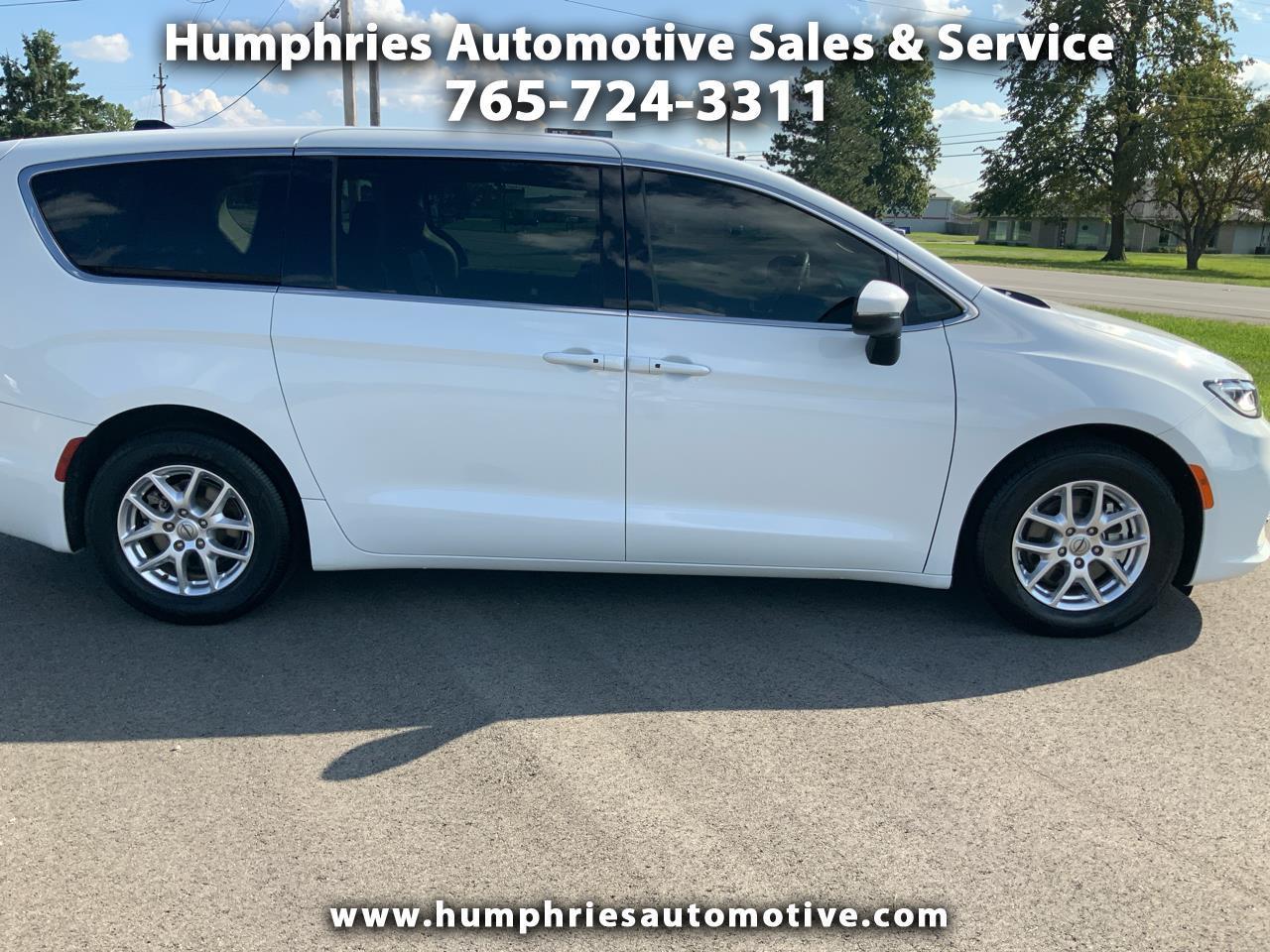 2023 Chrysler Pacifica Touring L
