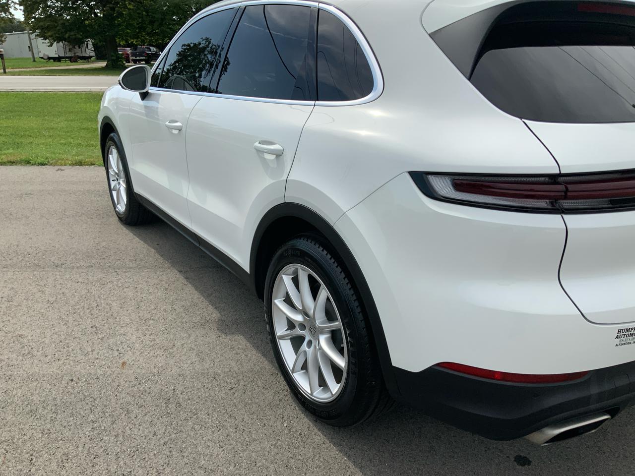 Porsche Cayenne Base 2024