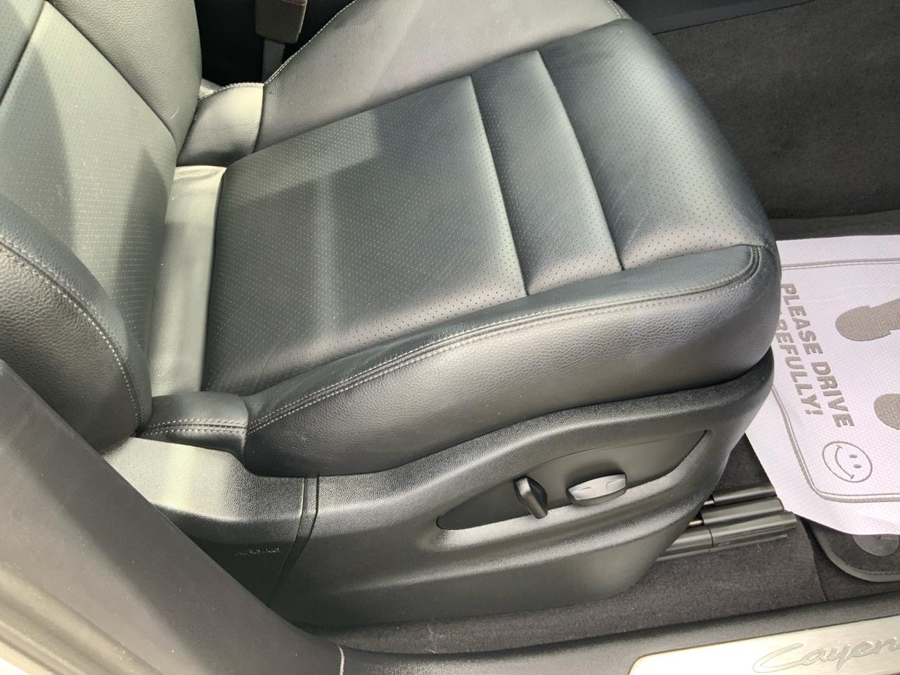 Porsche Cayenne Base 2024