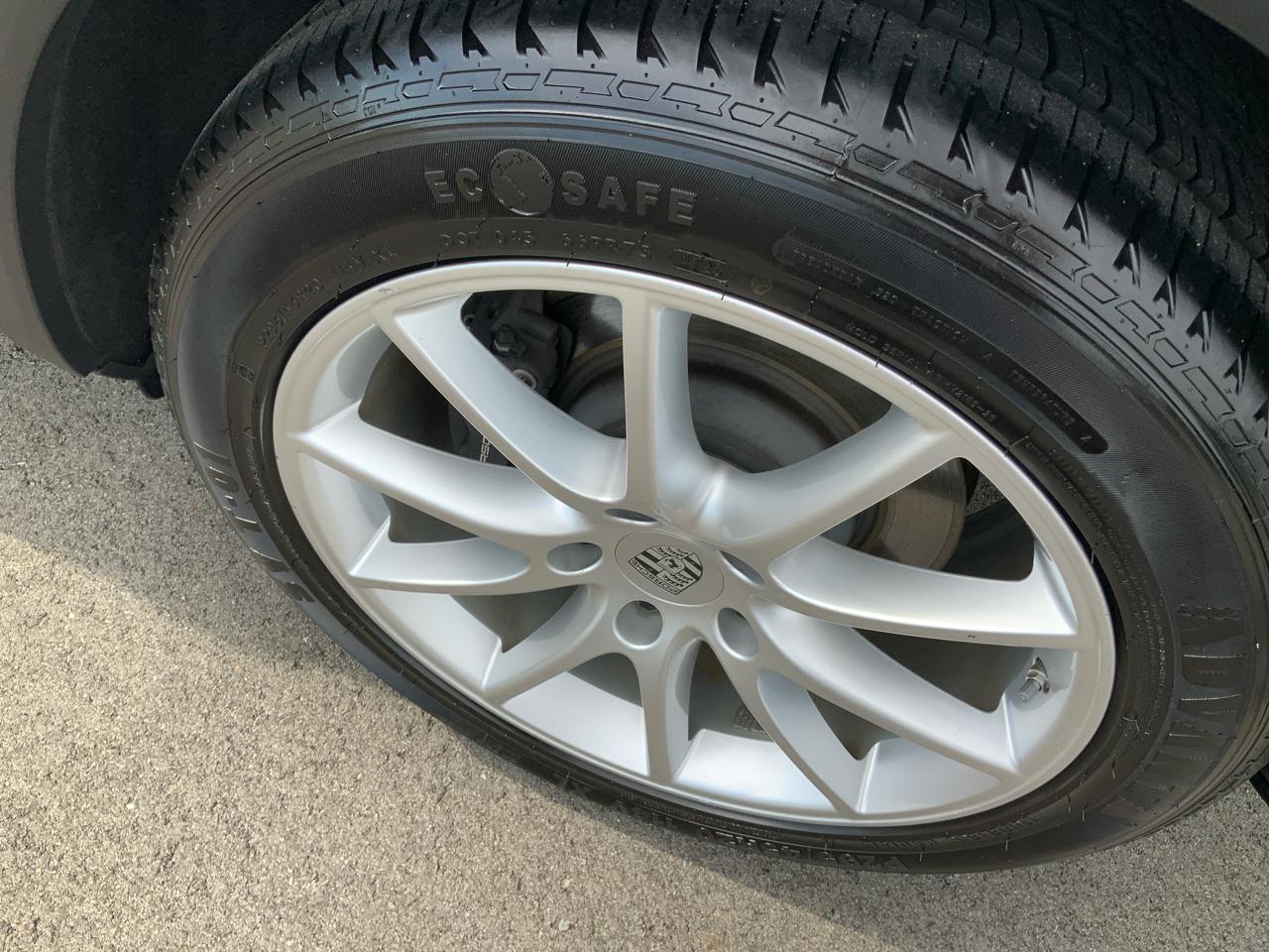 Porsche Cayenne Base 2024