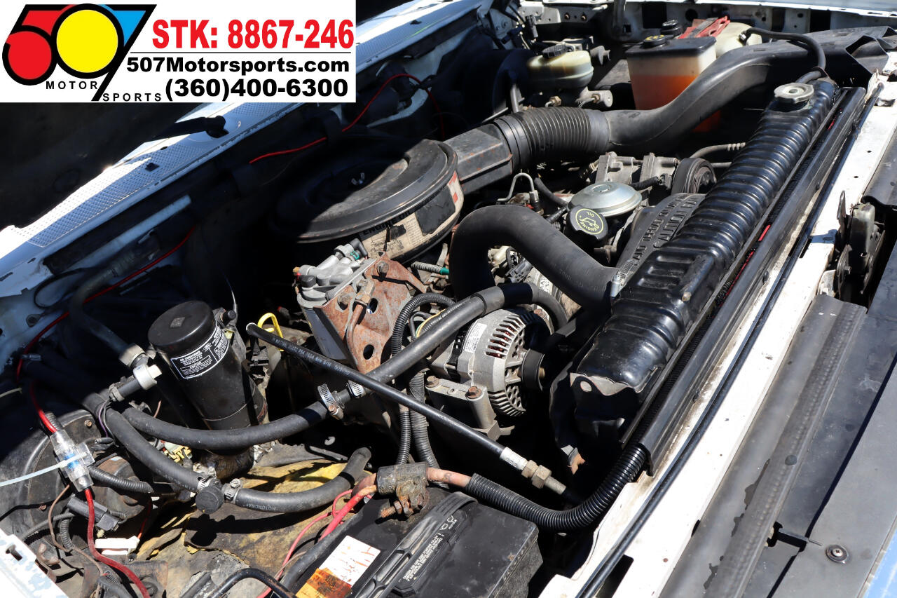 1993 Ford F-250 XLT photo 15