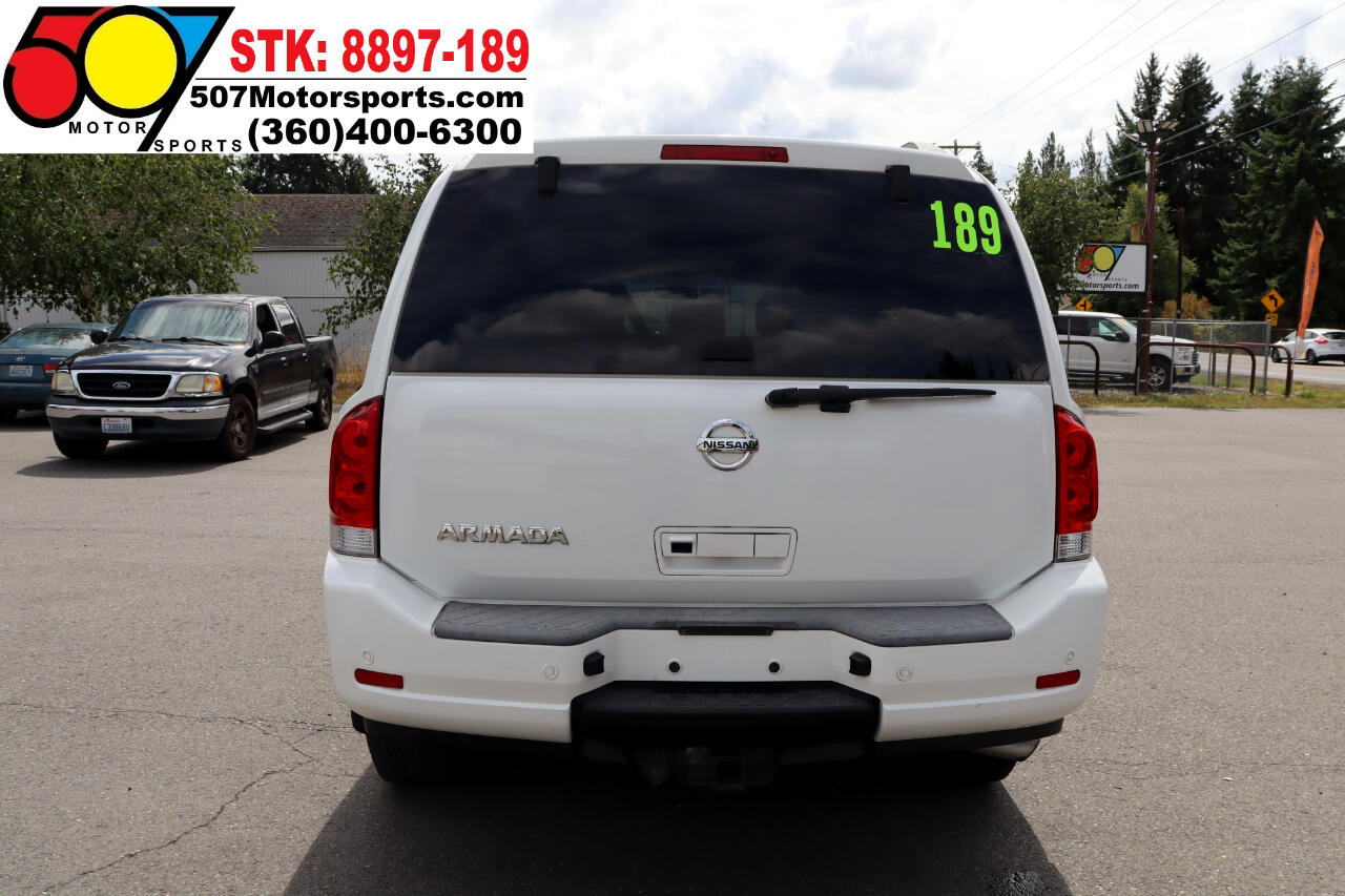 2011 Nissan Armada SV photo 3