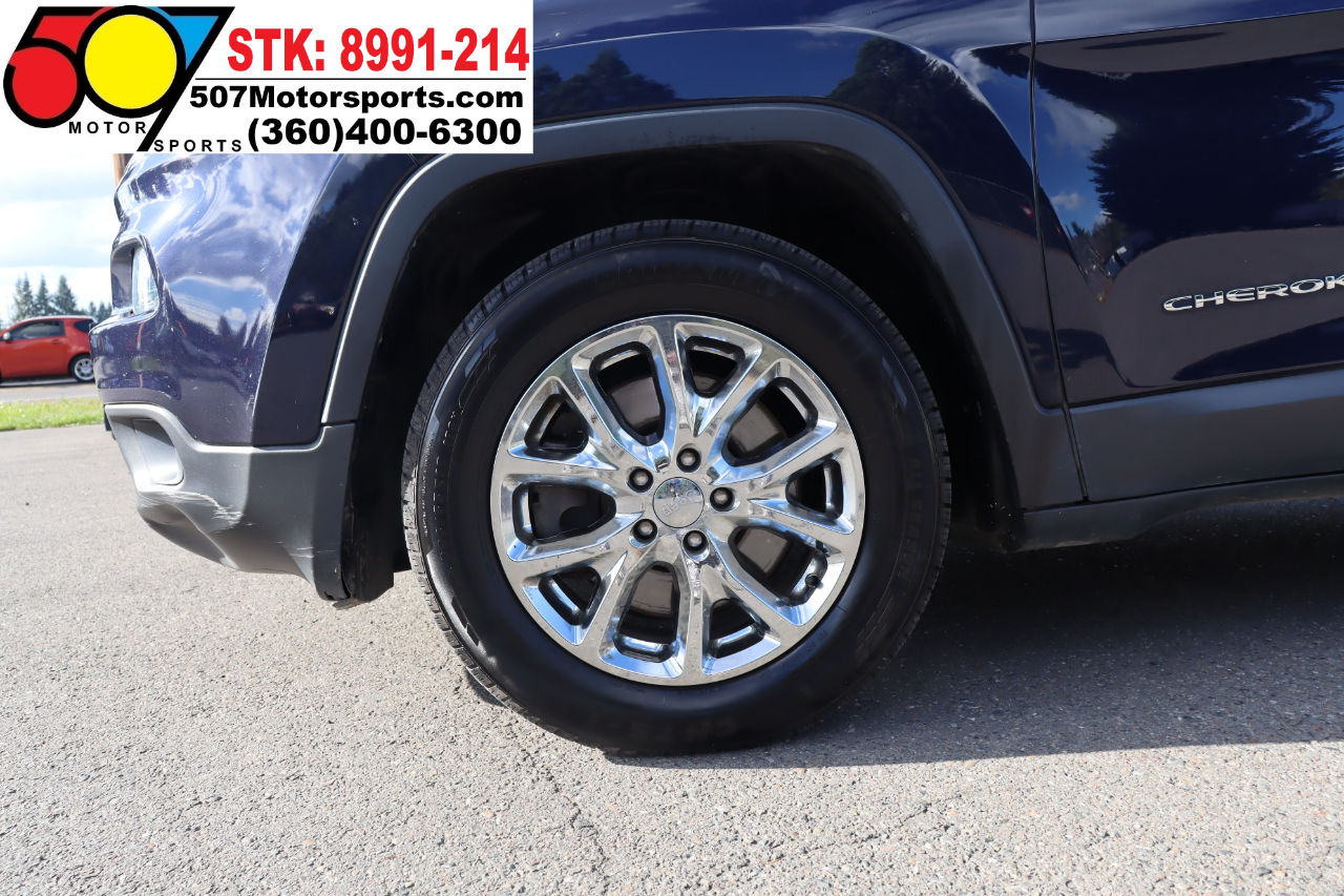 2015 Jeep Cherokee Latitude photo 17