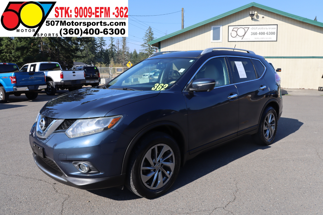 2015 Nissan Rogue SV photo 2