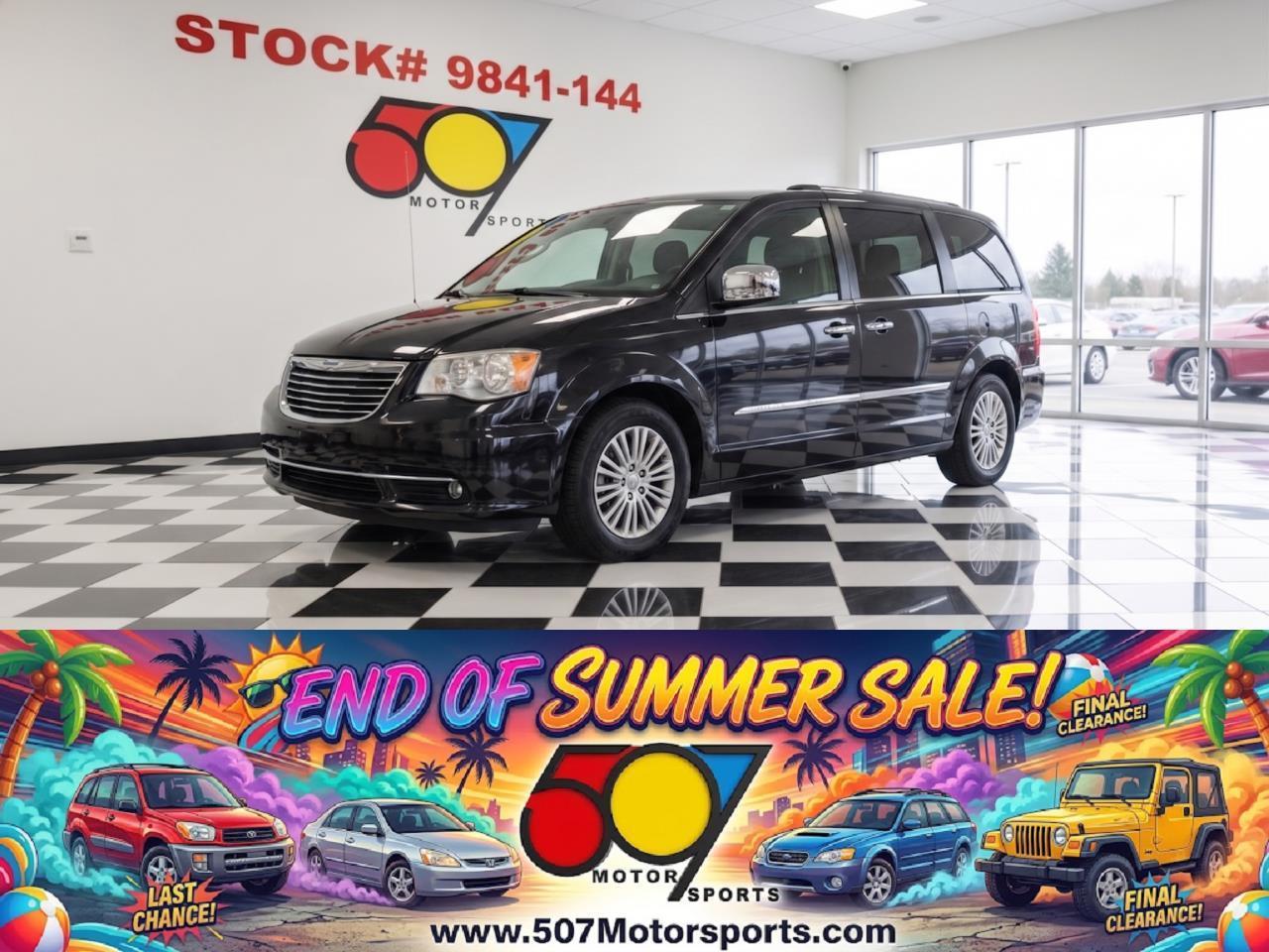 2014 Chrysler Town & Country Touring-L