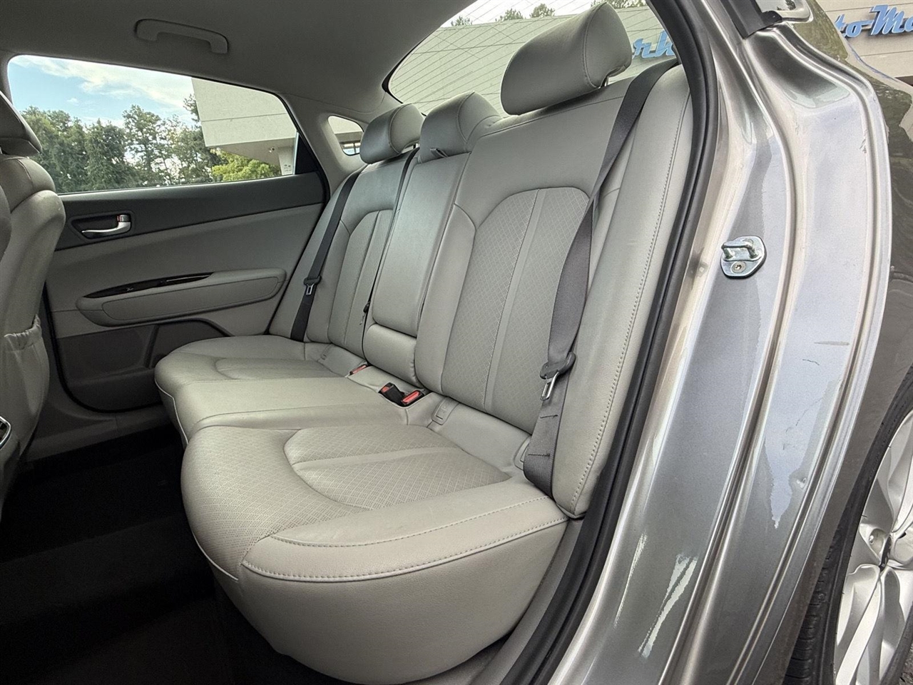 2017 Kia Optima EX photo 10