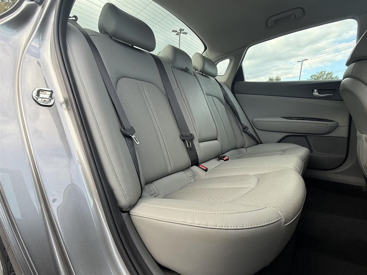 2017 Kia Optima EX photo 11