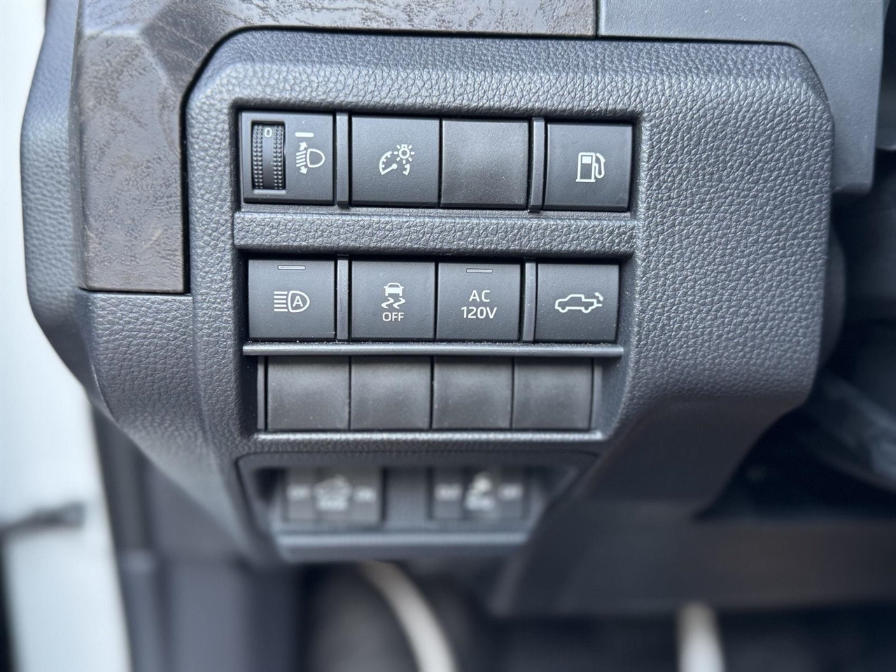 2024 Toyota Tacoma Limited photo 31