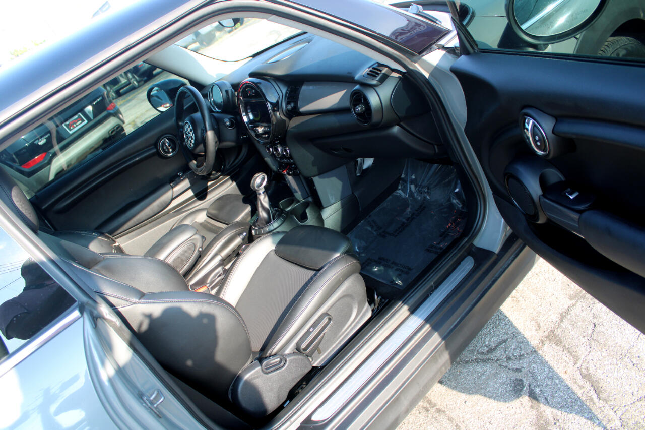 2015 Mini Cooper Hardtop 2 Door photo 8