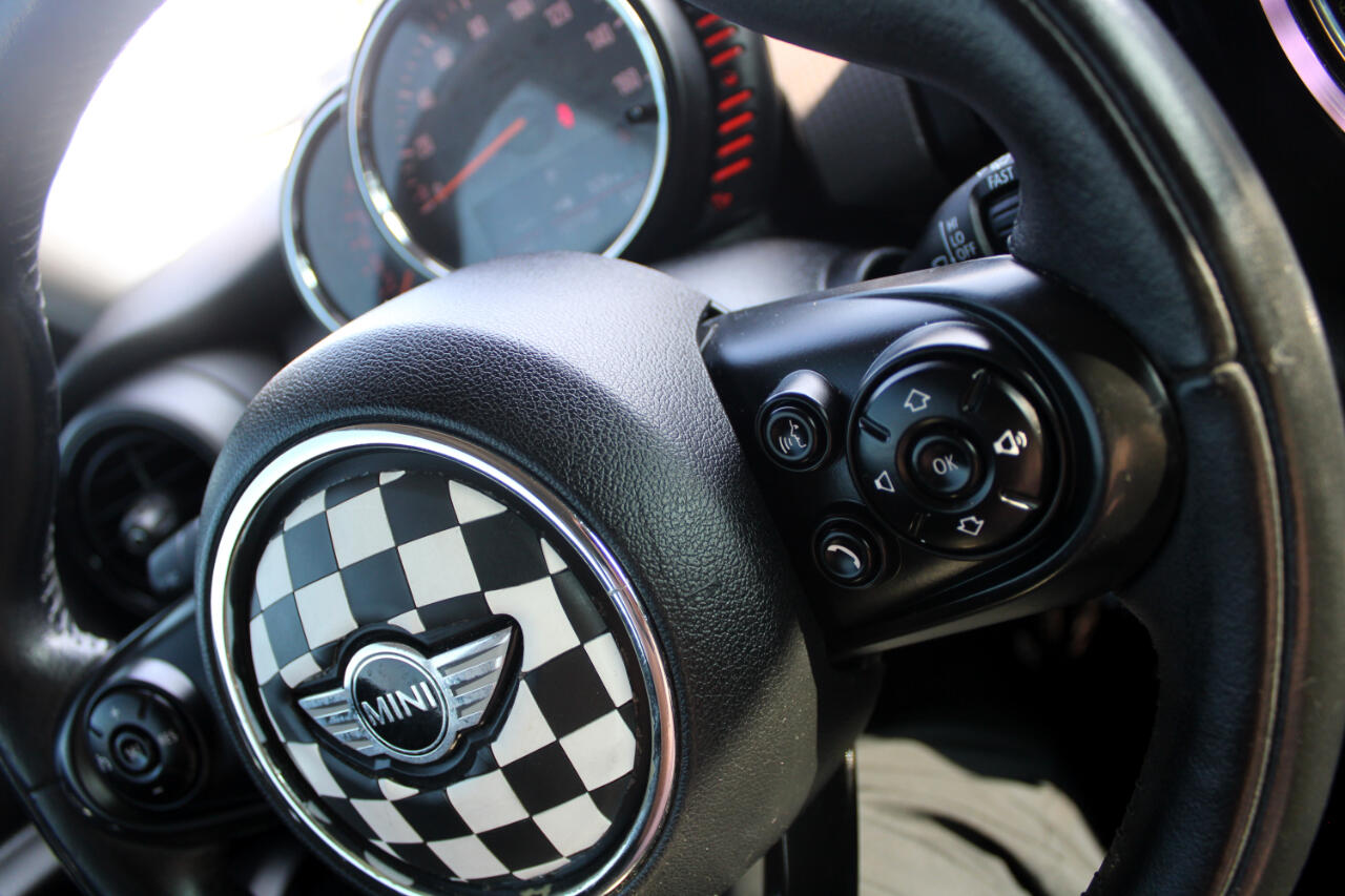 2015 Mini Cooper Hardtop 2 Door photo 23