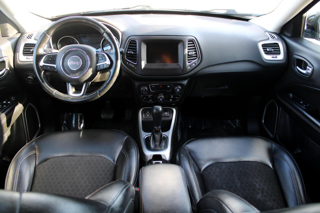 2018 Jeep Compass Latitude photo 15