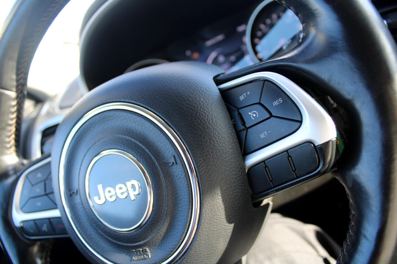 2018 Jeep Compass Latitude photo 24