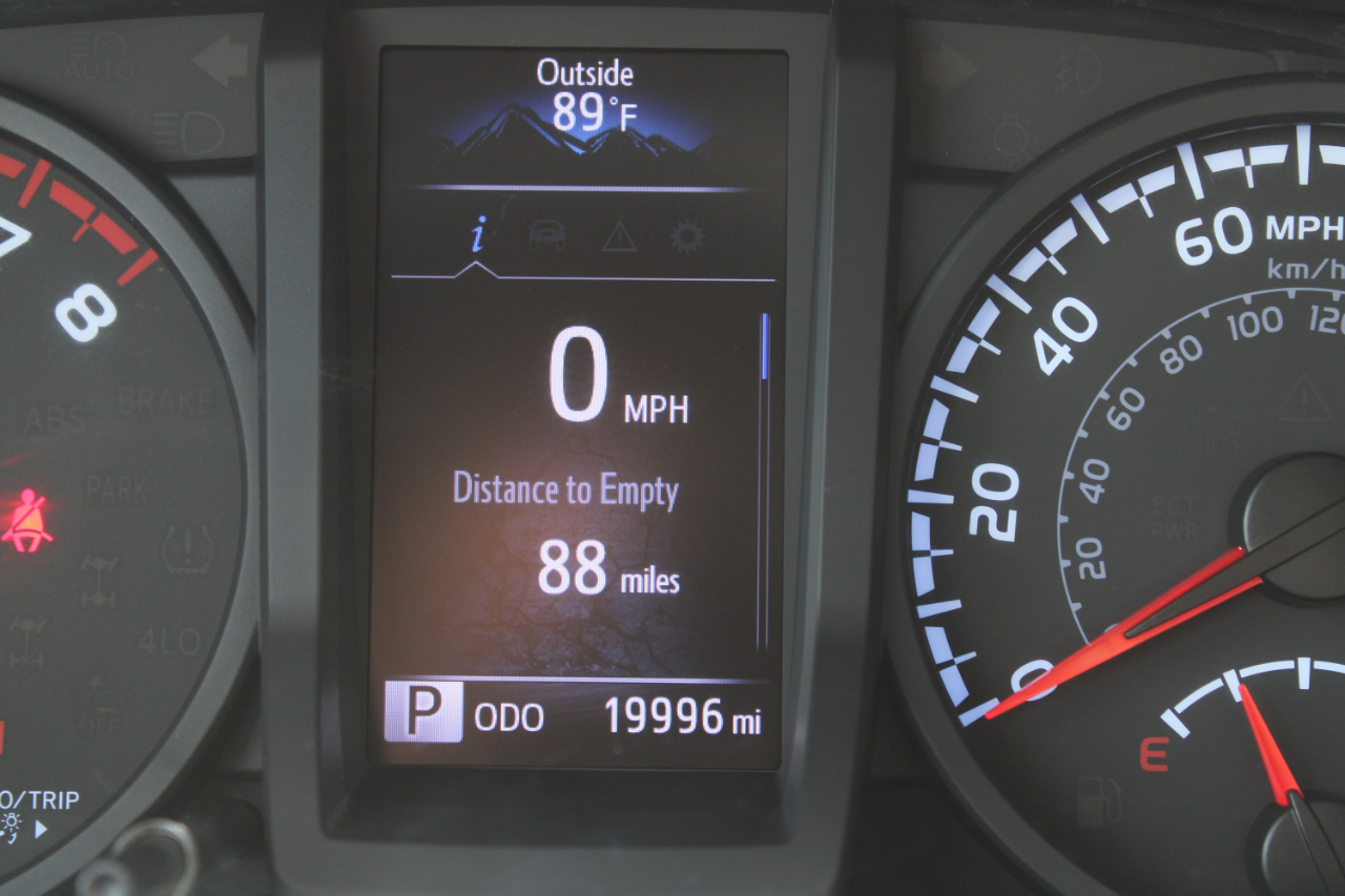 Toyota Tacoma 2WD SR Access Cab 6' Bed I4 AT (Natl) 2022 Toyota Tacoma 2WD SR Access Cab 6' Bed I4 AT (Natl) 2022