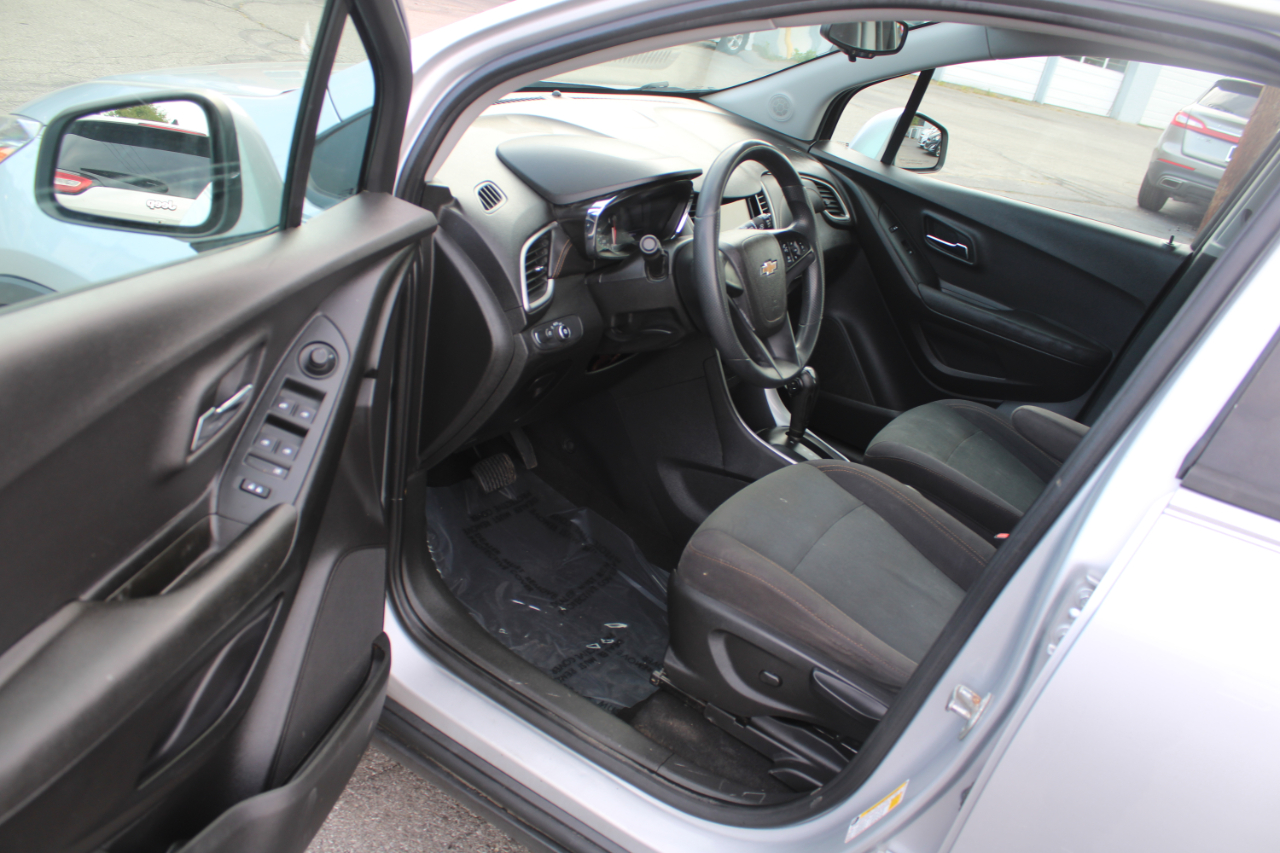 Chevrolet Trax AWD 4dr LS 2019 Chevrolet Trax AWD 4dr LS 2019