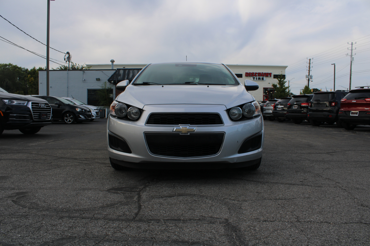 Chevrolet Sonic 4dr Sdn Auto LT 2016 Chevrolet Sonic 4dr Sdn Auto LT 2016