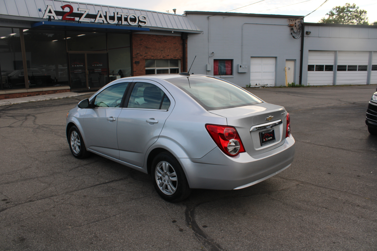 Chevrolet Sonic 4dr Sdn Auto LT 2016 Chevrolet Sonic 4dr Sdn Auto LT 2016