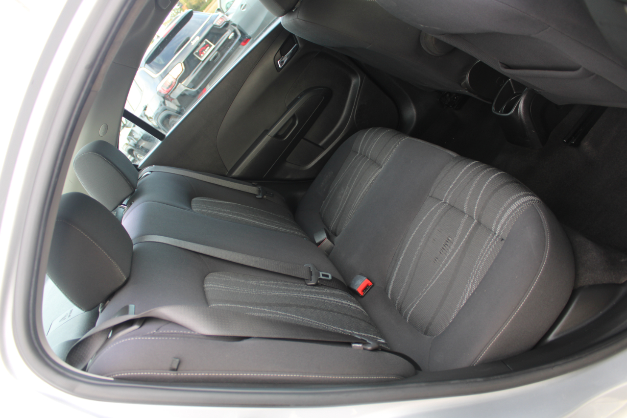 Chevrolet Sonic 4dr Sdn Auto LT 2016 Chevrolet Sonic 4dr Sdn Auto LT 2016
