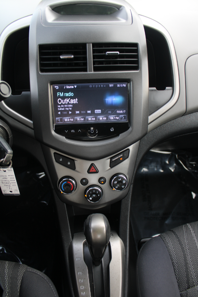 Chevrolet Sonic 4dr Sdn Auto LT 2016 Chevrolet Sonic 4dr Sdn Auto LT 2016