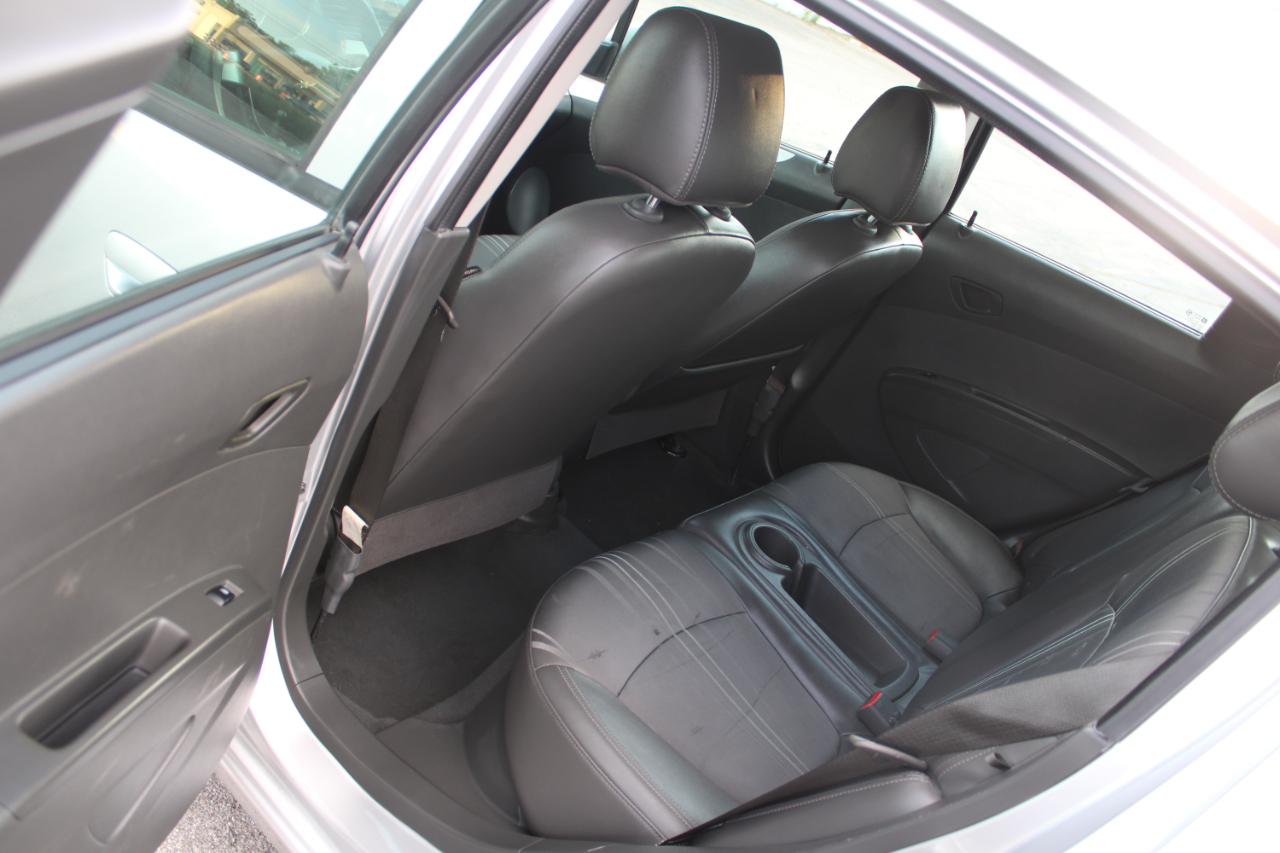Chevrolet Spark 5dr HB CVT LT w/1LT 2014 Chevrolet Spark 5dr HB CVT LT w/1LT 2014
