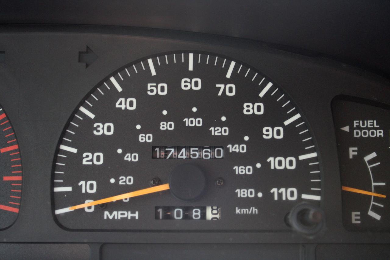 Toyota 4Runner 4dr Limited 3.4L Auto 4WD 1998