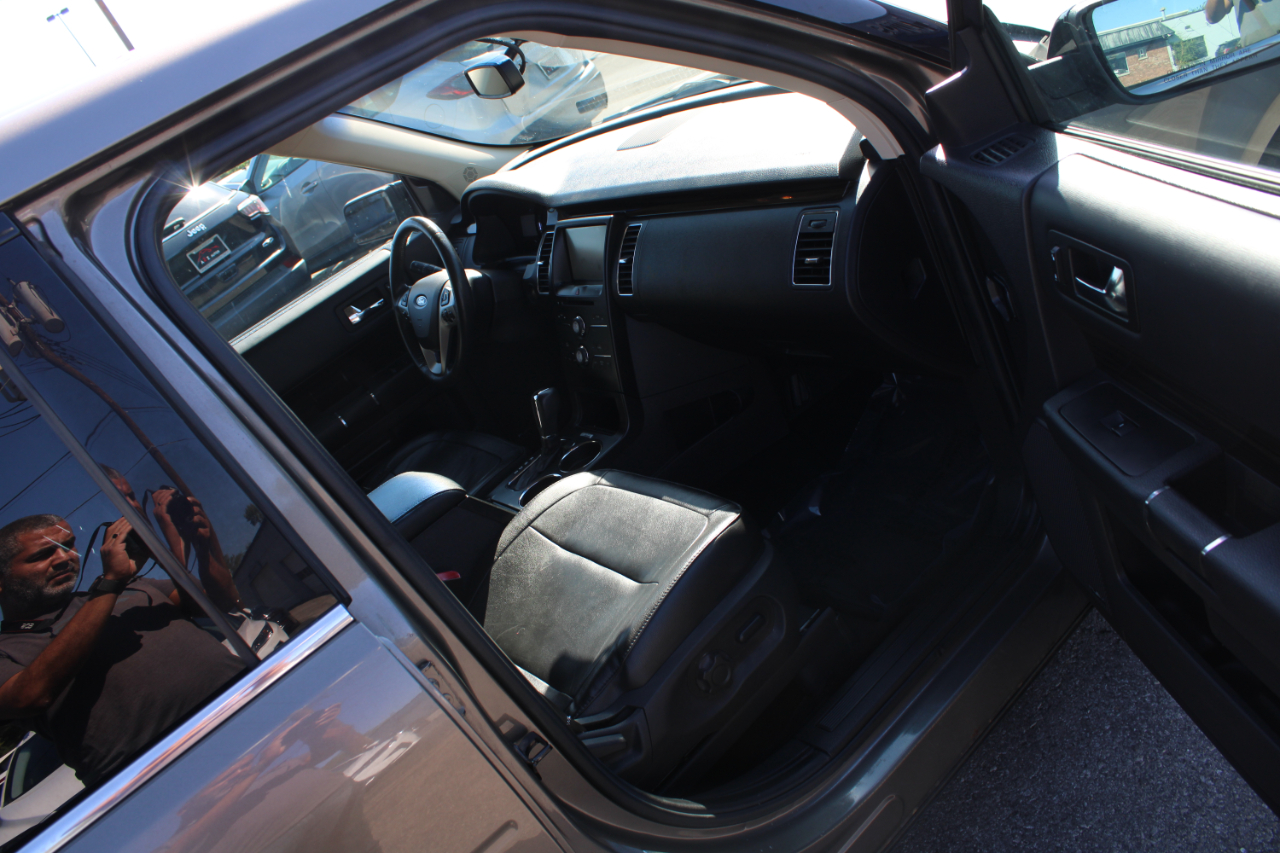 2014 Ford Flex SEL photo 9