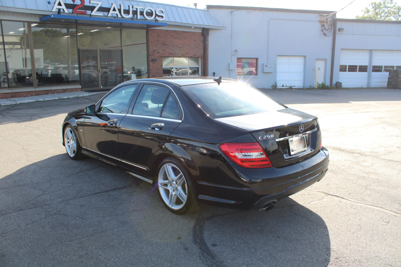 2012 Mercedes Benz C 250 Sport photo 2