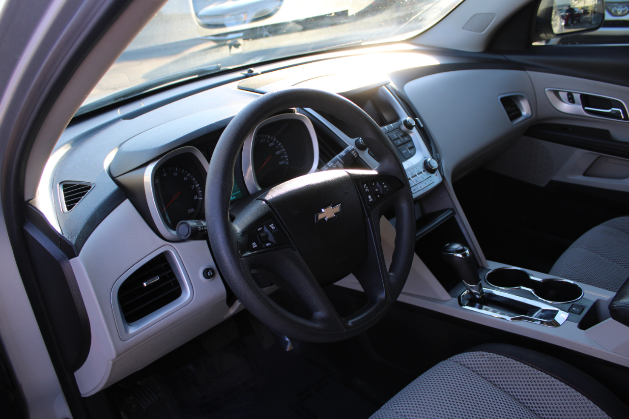 Chevrolet Equinox FWD 4dr LS 2017 Chevrolet Equinox FWD 4dr LS 2017