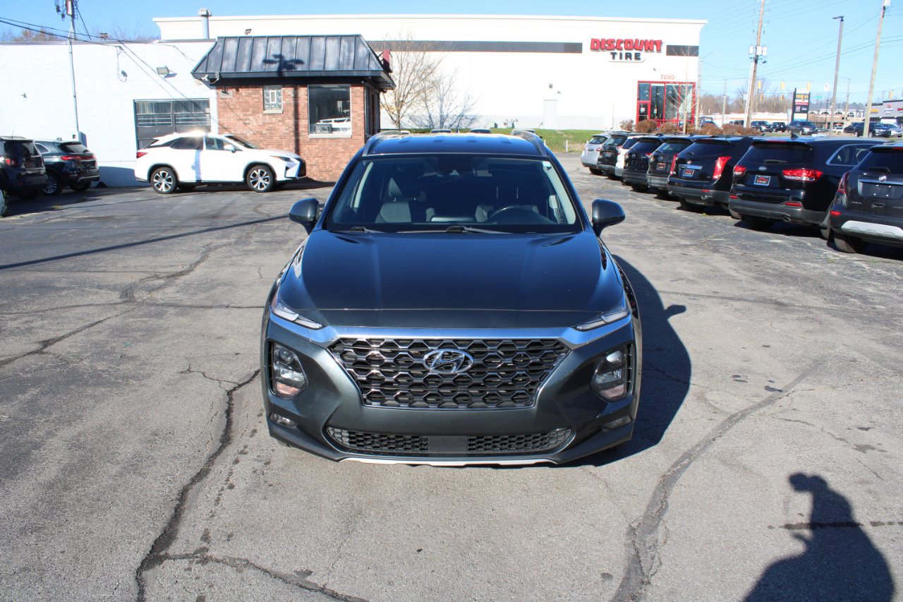 2020 Hyundai Santa Fe SEL photo 2