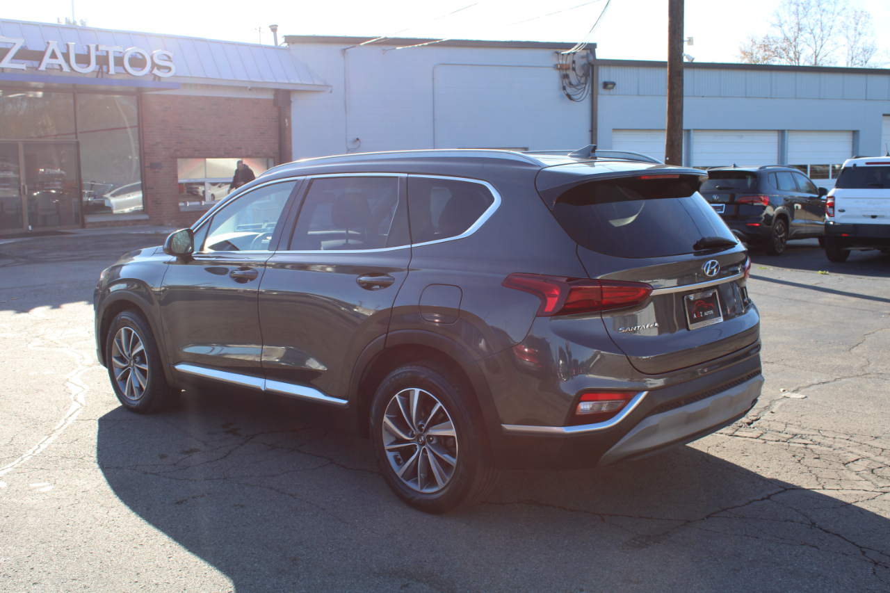2020 Hyundai Santa Fe SEL photo 4