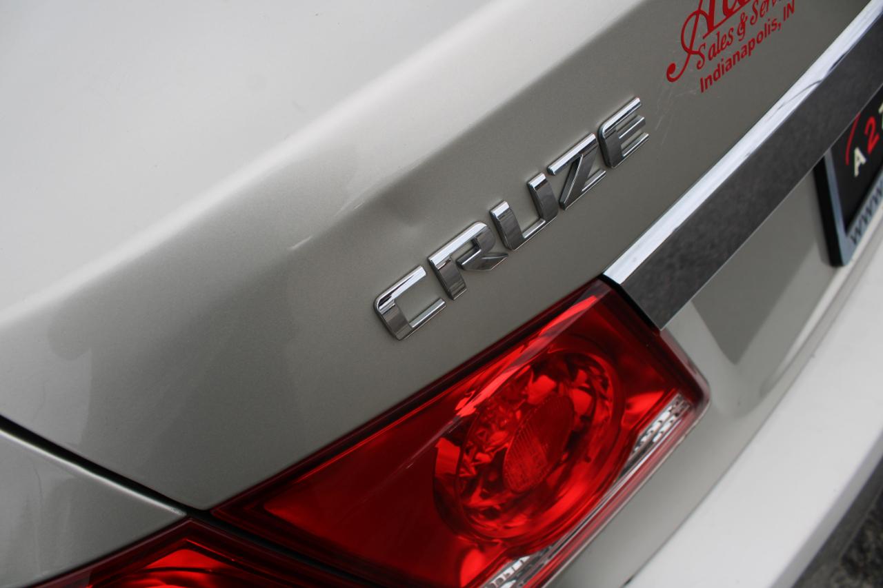 Chevrolet Cruze 4dr Sdn LT 2013