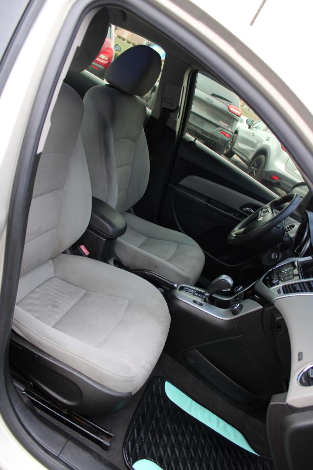 Chevrolet Cruze 4dr Sdn LT 2013