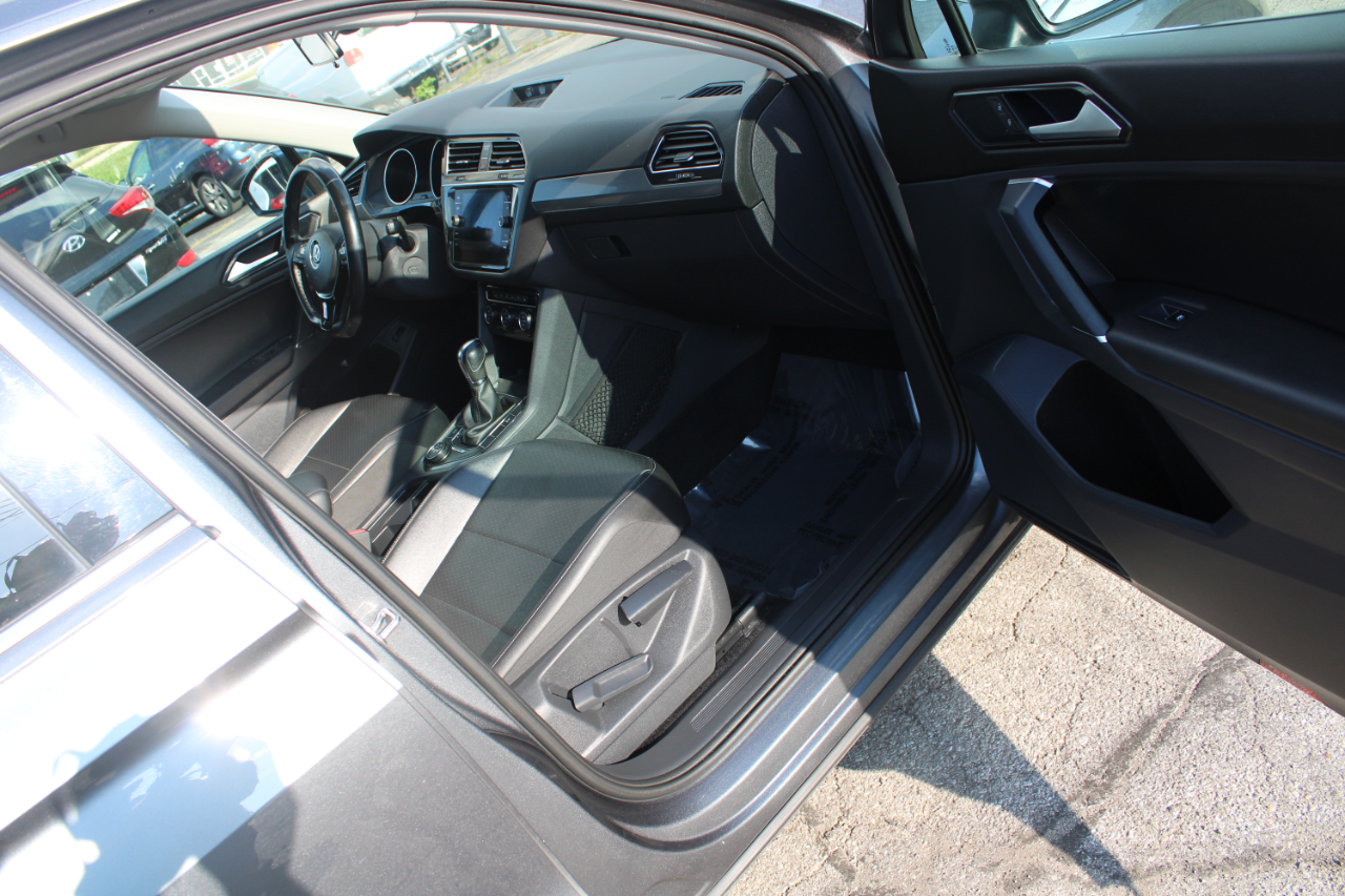 Volkswagen Tiguan 2.0T SEL 4MOTION 2018