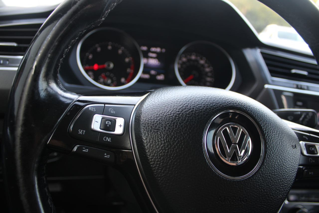 Volkswagen Tiguan 2.0T SEL 4MOTION 2018